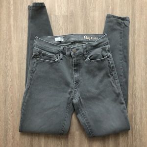 Gap High-Rise True Skinny Jeans